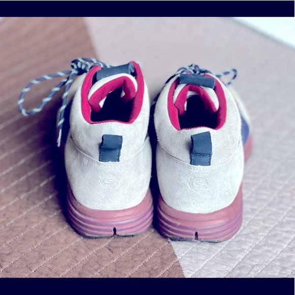 Greats navy, tan, and dark pink low tops, size 10 - Picture 7 of 9